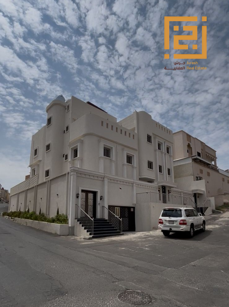 عمارة سكنية فاخرة بلاط في حي الظرفة– خميس مشيط